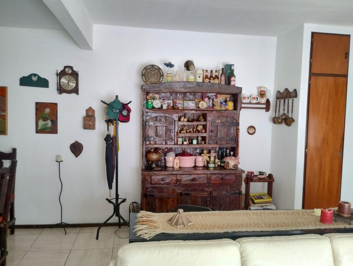 Foto de Casa tipo chalet dúplex de tres plantas, imagen 1