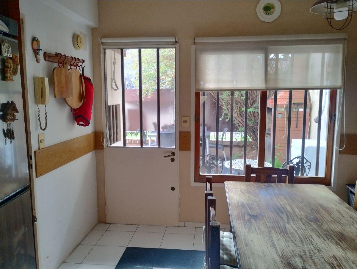 Foto de Casa tipo chalet dúplex de tres plantas, imagen 4