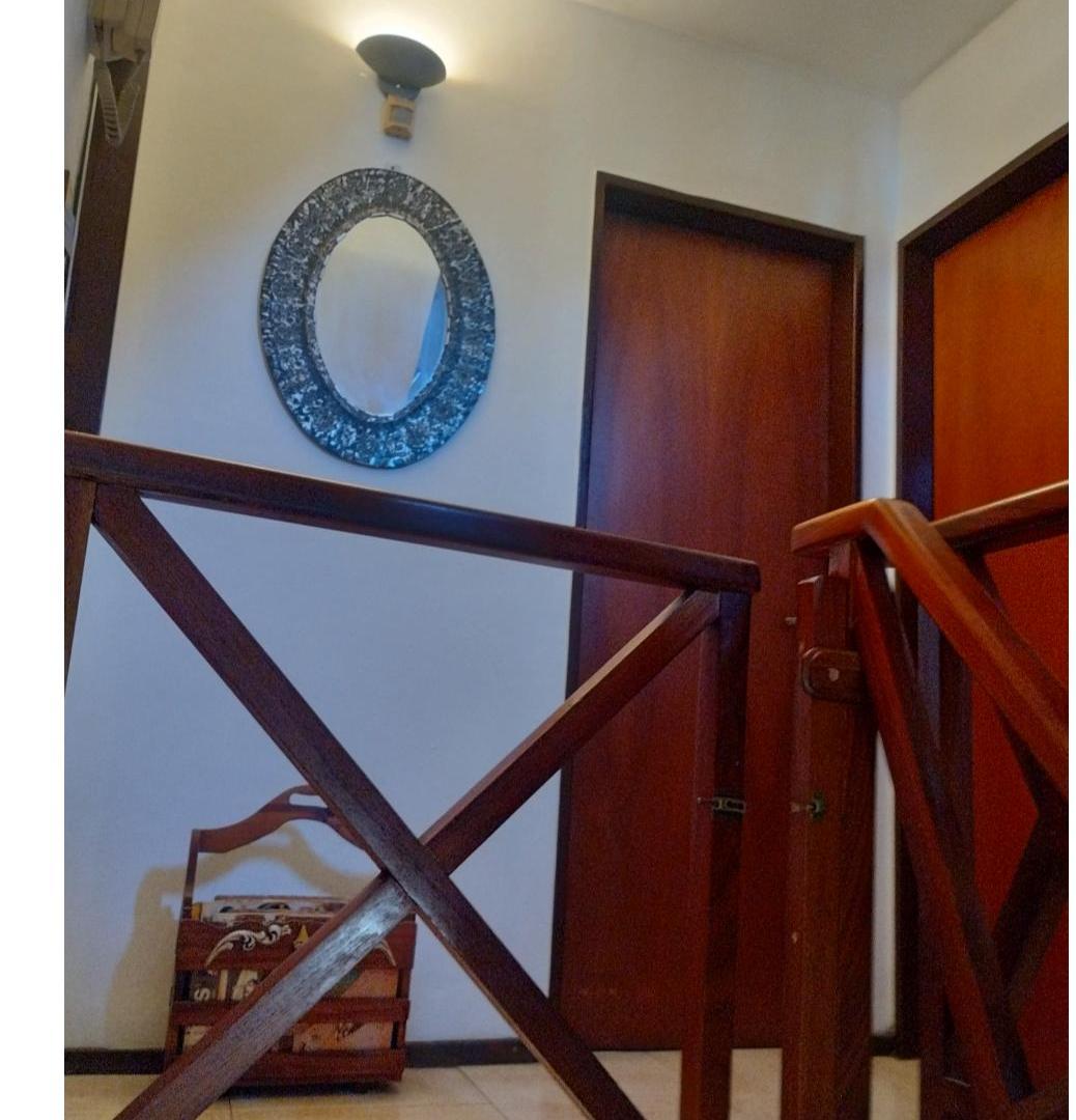 Foto de Casa tipo chalet dúplex de tres plantas, imagen 5