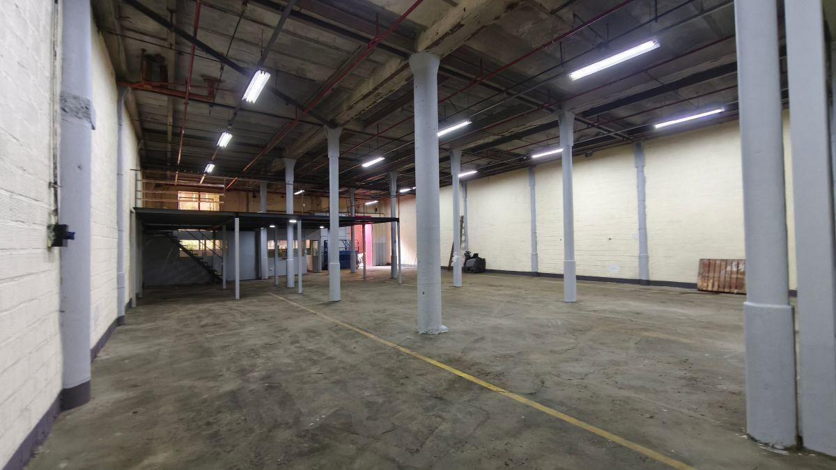 Foto de Depósito 410 m² Ideal ATMAT Laboratorios, empresas de importación., imagen 4