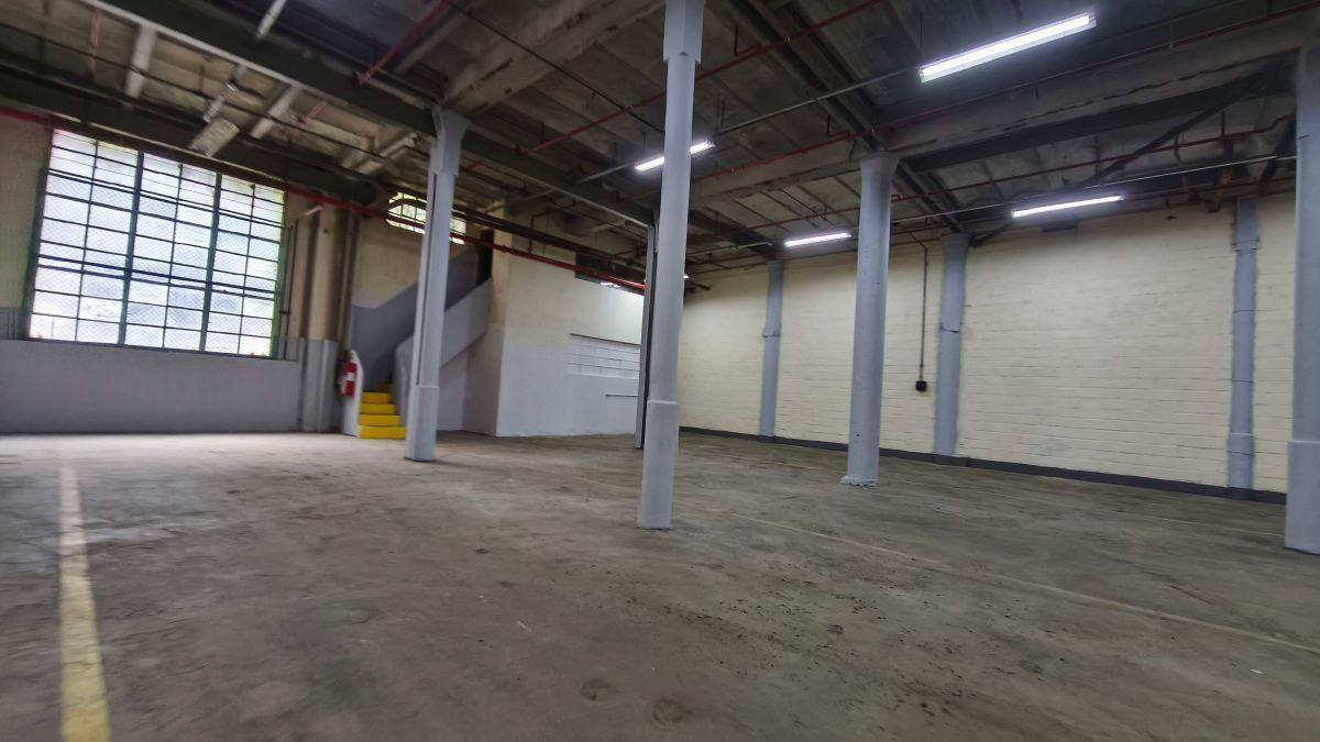 Foto de Depósito 410 m² Ideal ATMAT Laboratorios, empresas de importación., imagen 3