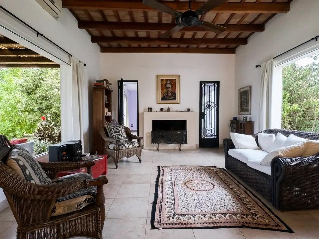Foto de VENTA CASA DE CAMPO SANTA CATALINA/ IMPECABLE . ideal vivienda, imagen 2
