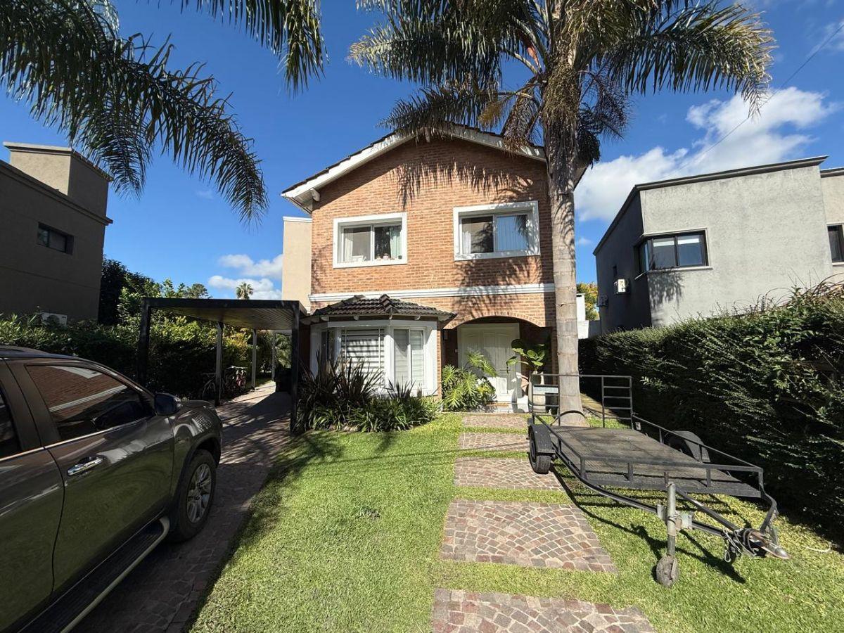 EXCLUSIVA CASA PREMIUN EN INDIO CUA GOLF CLUB 4 DORMITORIOS