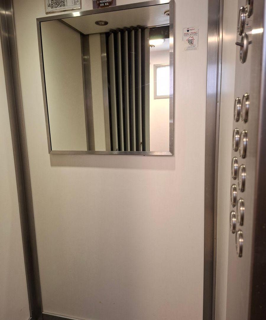 Foto de Semipiso con cuatro dormitorios ,tres baños ,un toilette ,lavadero, imagen 4