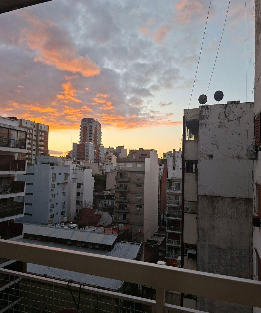 Foto de Monoambiente con balcon , vista panoramica cocina separada y lavadero, imagen 1