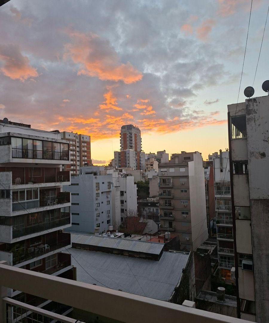 Foto de Monoambiente con balcon , vista panoramica cocina separada y lavadero, imagen 5