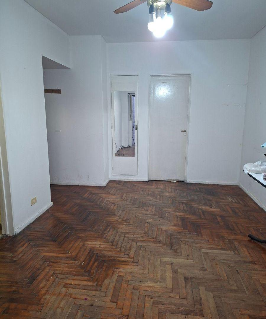 Foto de Monoambiente con balcon , vista panoramica cocina separada y lavadero, imagen 4