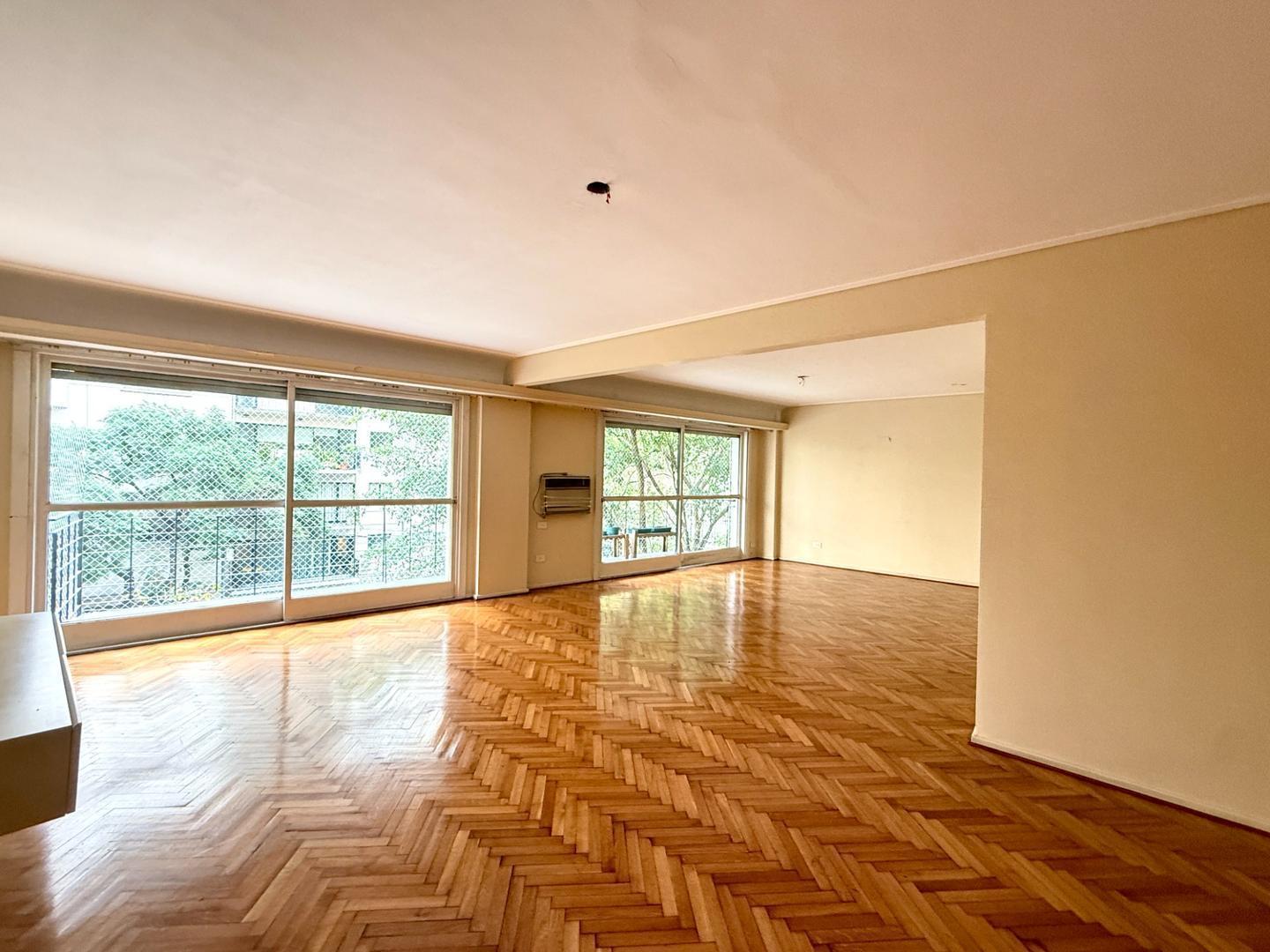 Foto de Alquiler departamento 5 ambientes cochera Recoleta, imagen 1