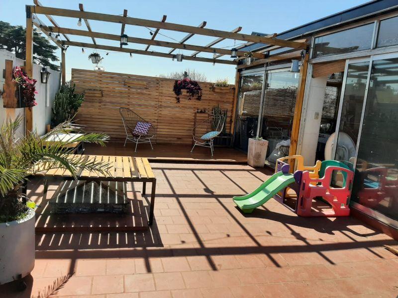 EXCELENTE OPORTUNIDAD 3 AMBIENTES TERRAZA ESCUCHA OFERTA