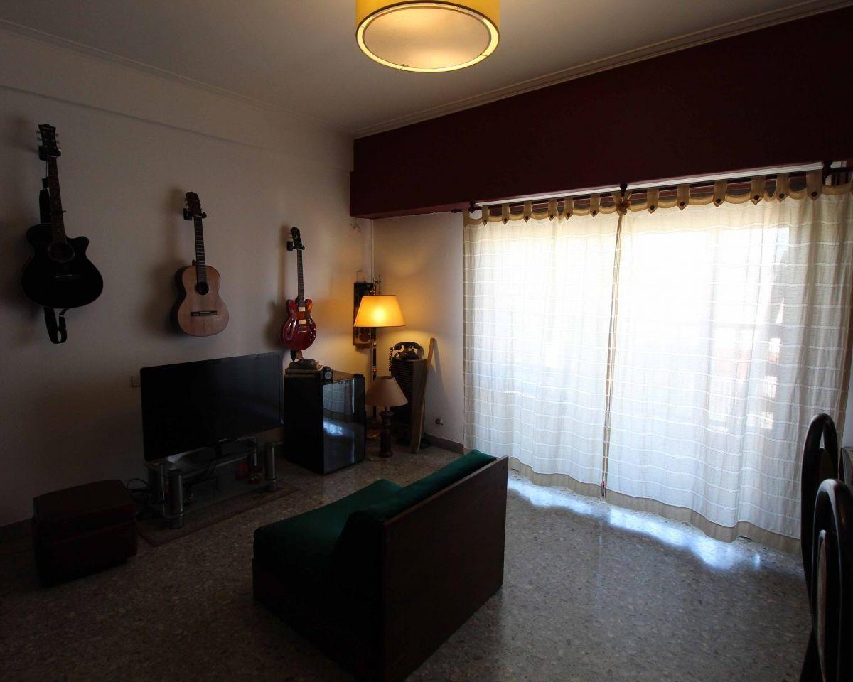 Foto de OPORTUNIDAD 7 AMBIENTES CON COCHERA ESCUCHA OFERTA, imagen 4