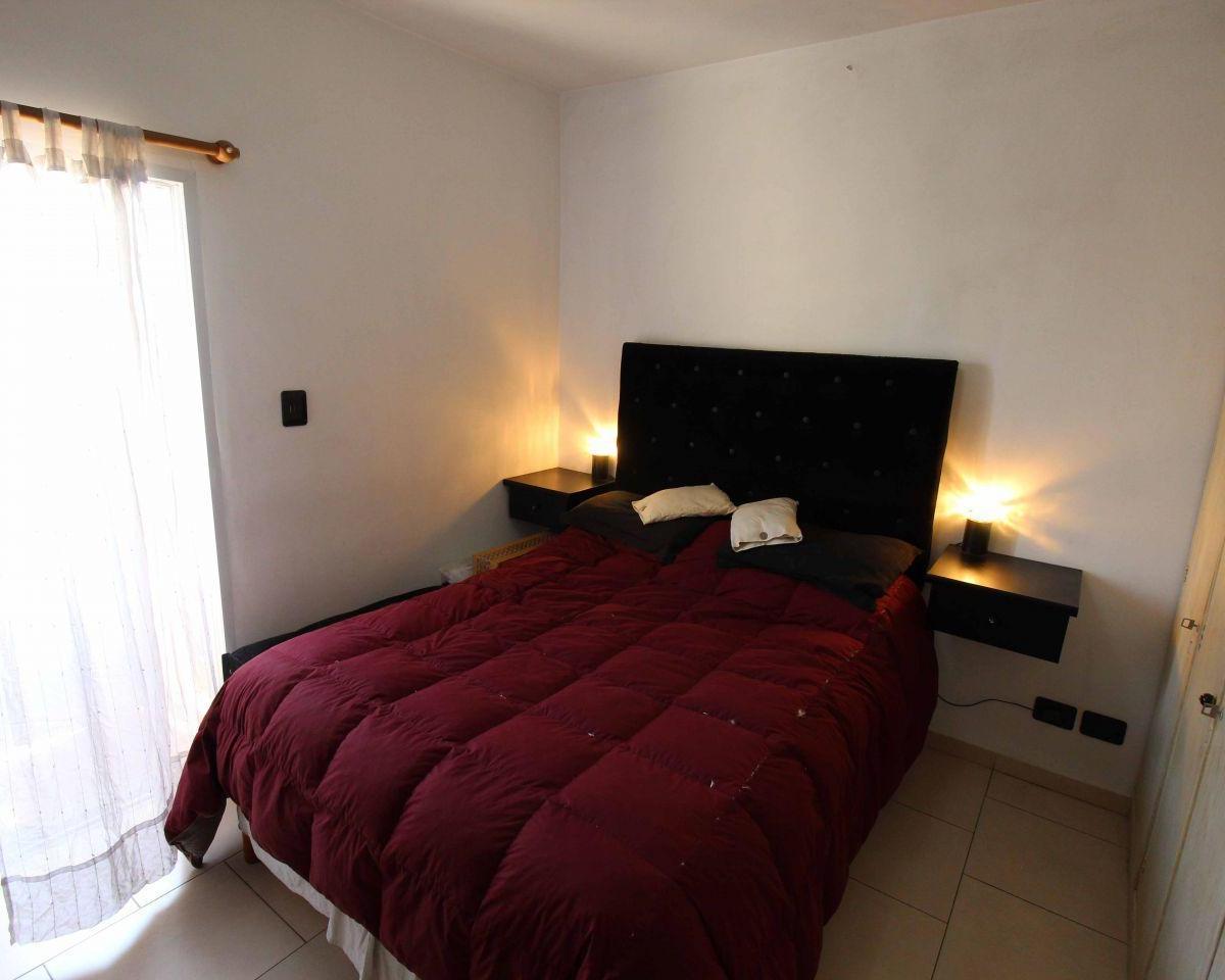 Foto de DEPARTAMENTO 3 AMBIENTES CON COCHERA ESCUCHA OFERTA, imagen 2
