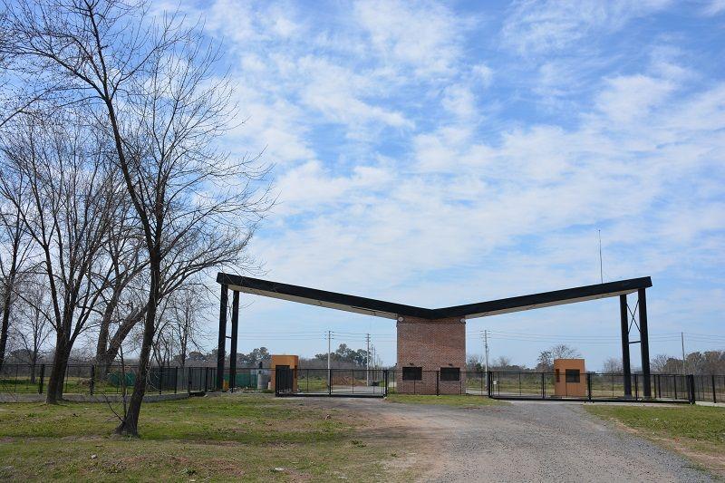 Lote 2100 m² Parque Industrial Moreno II Escucha Oferta 3