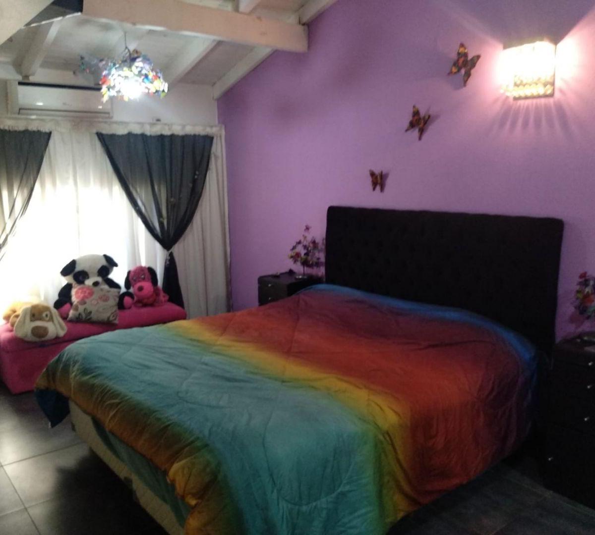 Foto de OPORTUNIDAD CHALET 4 AMBIENTES CON PISCINA COCHERA, imagen 4