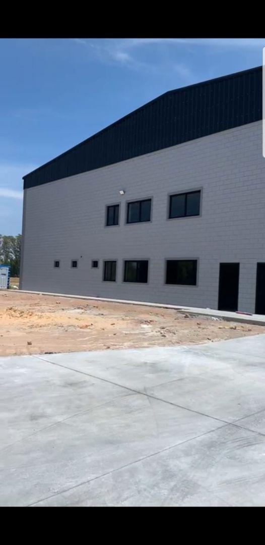Nave Industrial a Estrenar 1500 m² Cubiertos 2500 m² Terreno 1