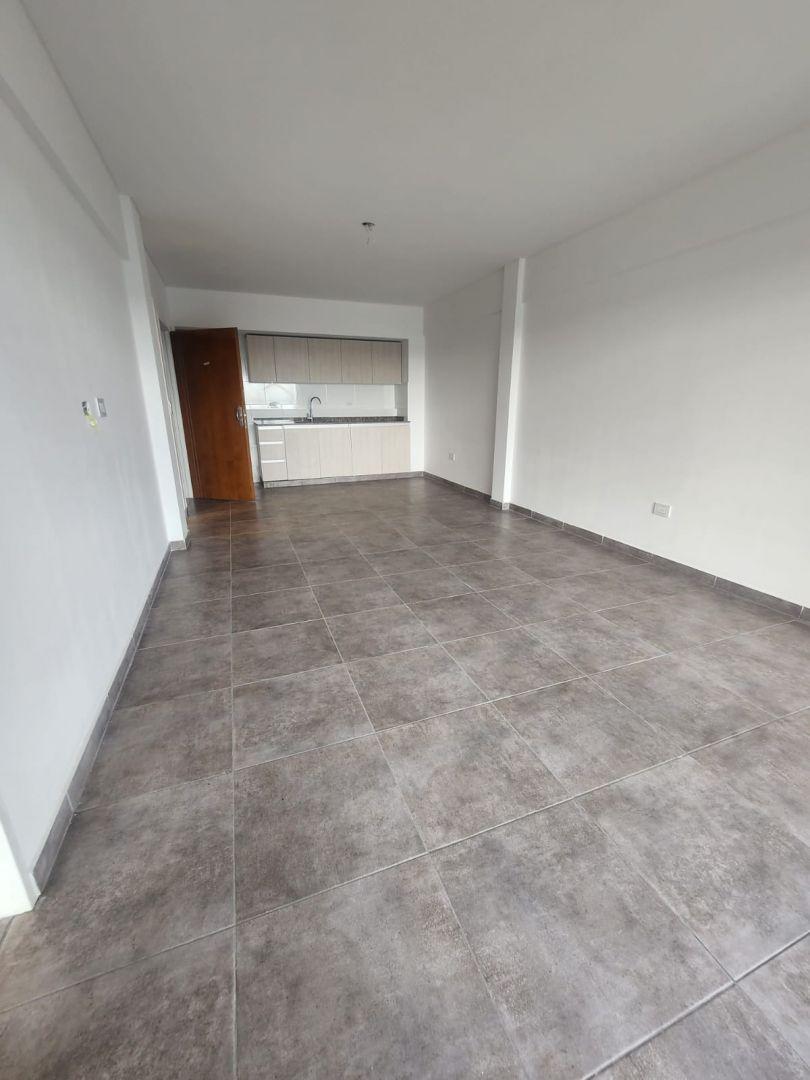 Departamento 3 Ambientes a Estrenar Escucha Oferta 2