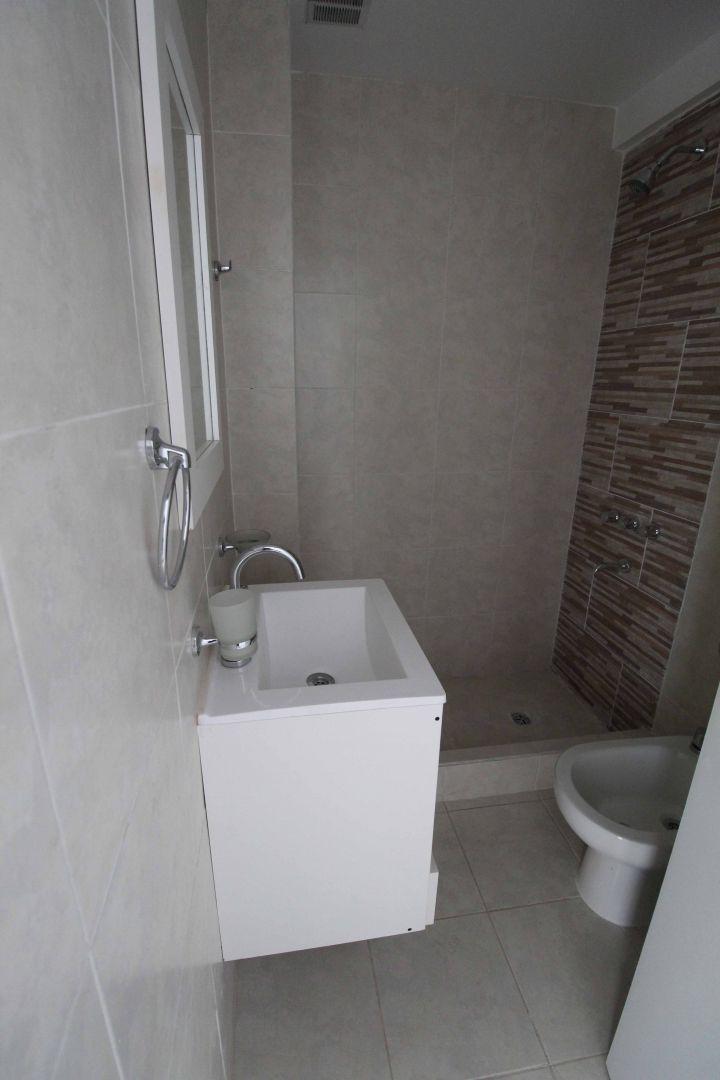 Foto de DEPTOS 2 AMBIENTES CUOTAS EN PESOS, PB 1 2 3 PISO, imagen 2