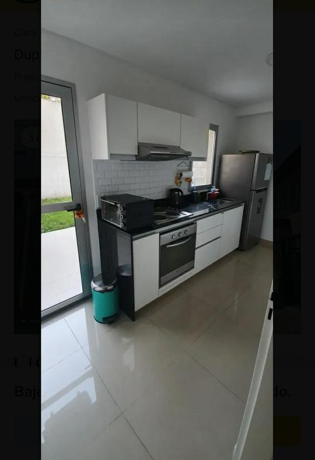 EXCELENTE DUPLEX EN 3AMB EN COMPLEJO CON PATIO Y COCHERA. ES