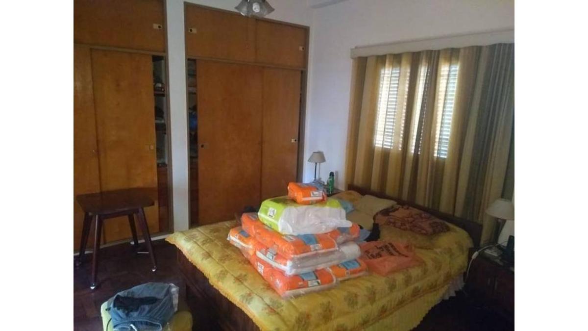 Oportunidad de Casa en Lote Propio con Cochera 5