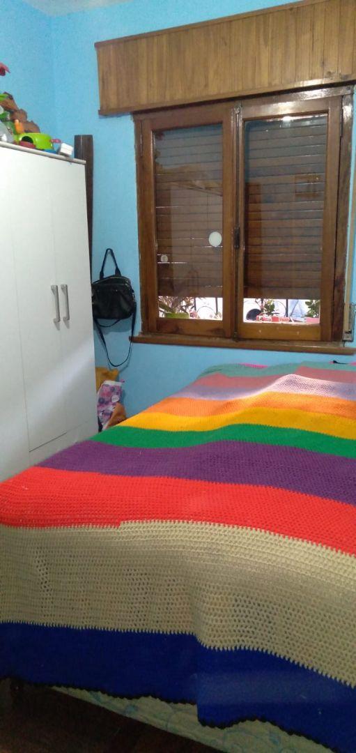 EXCELENTE CASA LOTE PROPIO EN ESQUINA CON PATIO Y COCHERA. E