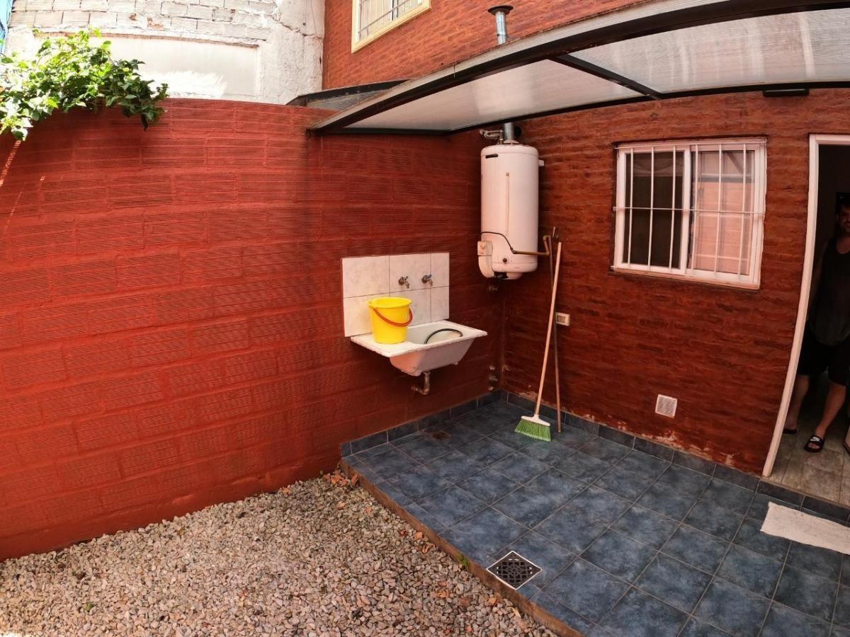Foto de EXCELENTE DUPLEX 3 AMBIENTES CON COCHERA Y PATIO. ESCUCHA OF, imagen 3