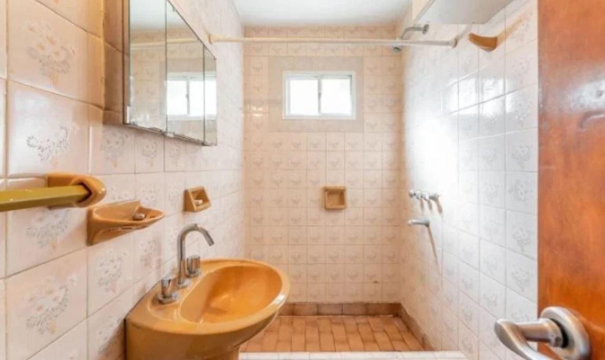 OPORTUNIDAD IMPECABLE MONOAMBIENTE C/PATIO, SE ESCUCHAN OFER