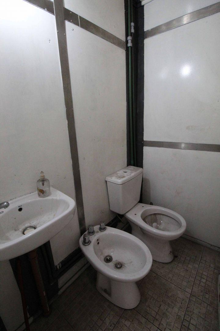 Foto de OPORTUNIDAD VENTA GALPON 350M2 CON OFICINAS ESCUCHA OFERTA, imagen 3