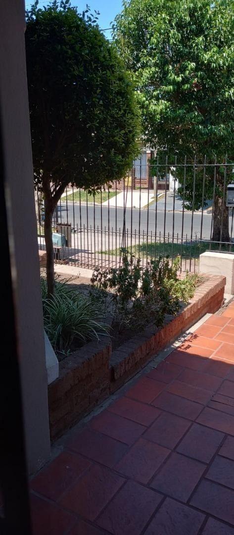 Oportunidad Venta Casa de 4 Ambientes Ituzaingo Norte 3