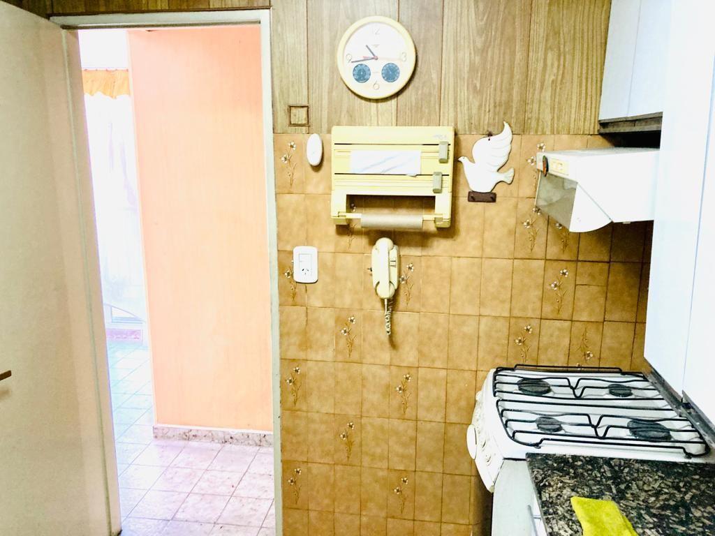 Foto de OPORTUNIDAD VENTA DEPARTAMENTO 2 AMBIENTES EN CASTELAR, MORO, imagen 5