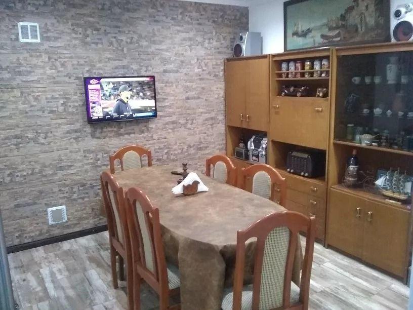 OPORTUNIDAD VENTA CASA DE 3 AMBIENTES EB CASTELAR MORON
