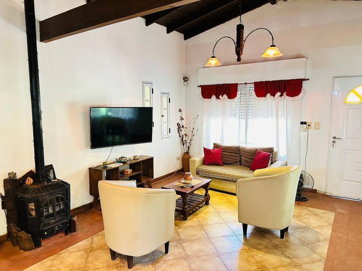 Foto de OPORTUNIDAD VENTA CASA DE 4 AMBIENTES EN PASO DEL REY MORENO, imagen 4
