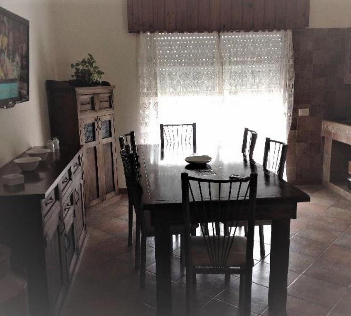 Venta Casa en Lote propio de 3 ambientes, escucho ofertas!