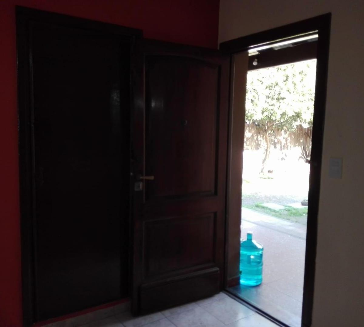 Hermosa Casa de 7 Amb en Zona de Hurlingham 2