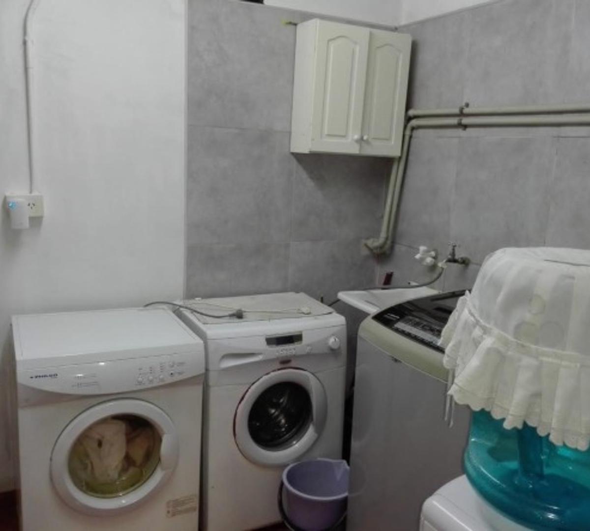 Hermosa Casa de 7 Amb en Zona de Hurlingham 1