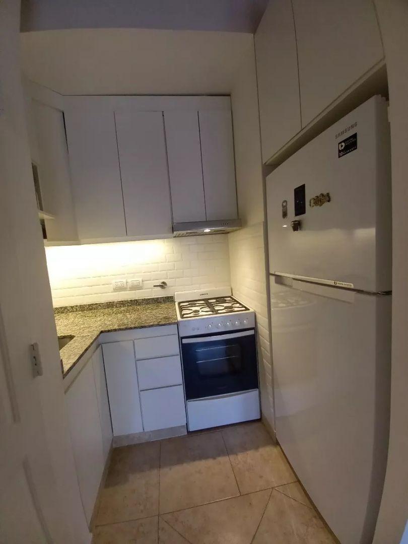 Foto de Venta Departamento 2 ambientes con cochera, escucho ofertas!, imagen 5