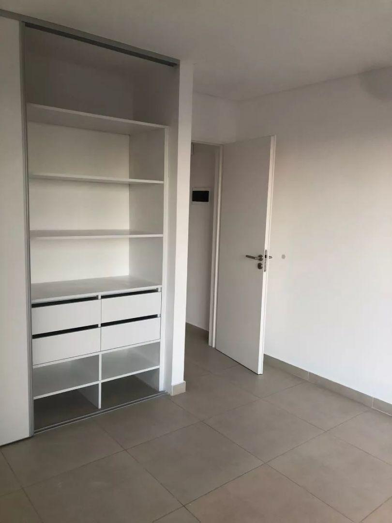 Foto de OPORTUNIDAD VENTA EXCELENTE 2 AMBIENTES EN MORON MUY BIEN UB, imagen 1
