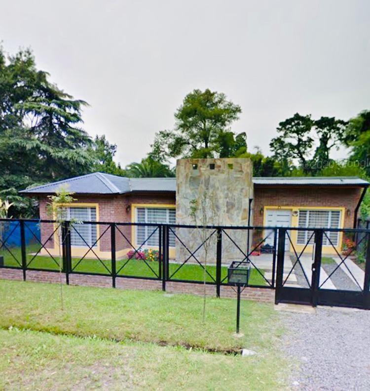 OPORTUNIDAD VENTA CASA 4 AMBIENTES CON QUINCHO Y PILETA EN P