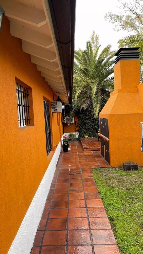 OPORTUNIDAD VENTA CASA 4 AMBIENTES EN PARQUE LELOIR