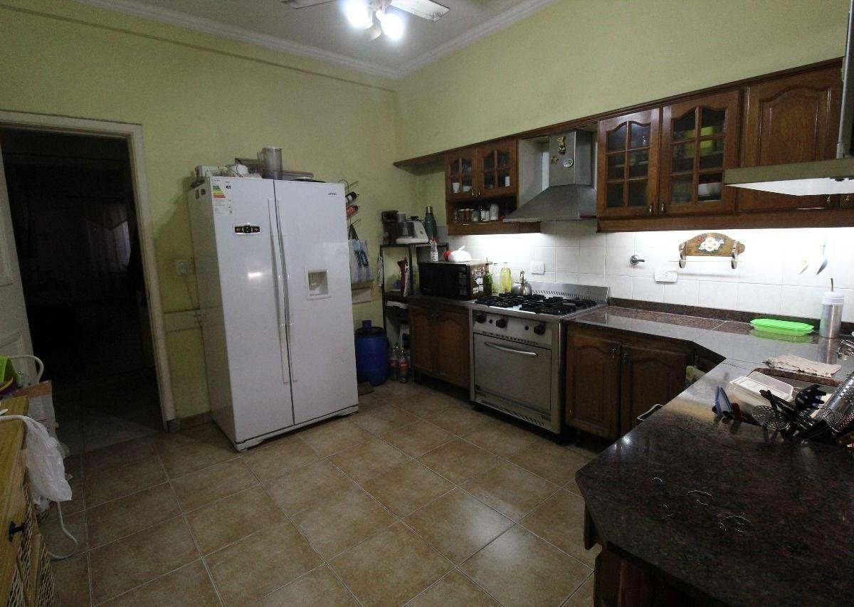 Foto de OPORTUNIDAD VENTA CHALET 4 AMBIENTES ESCUCHA OFERTA, imagen 2