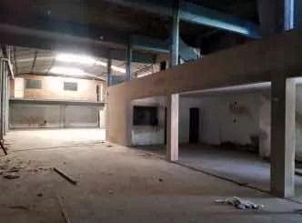 Oportunidad Venta Galpon Local con Oficinas Moreno 3