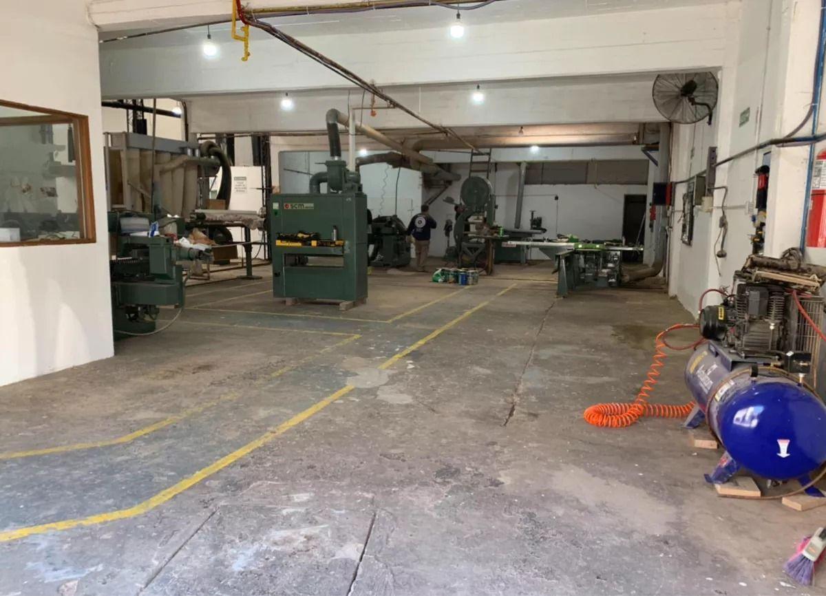 Oportunidad Venta Galpon de 430 m en Avellaneda 4