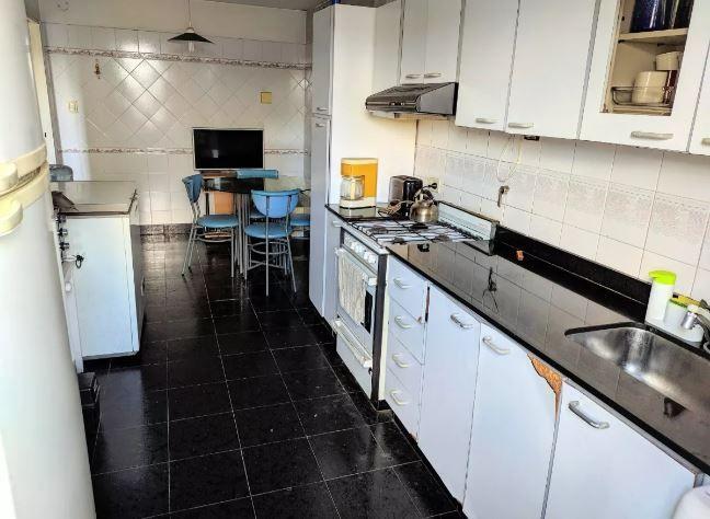 OPORTUNIDAD VENTA CASA 7 AMB CON PATIO Y COCHERA