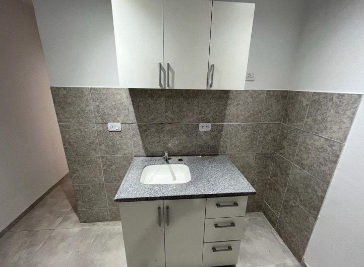 GRAN OPORTUNIDAD MONOAMBIENTE AL FRENTE CON BALCON