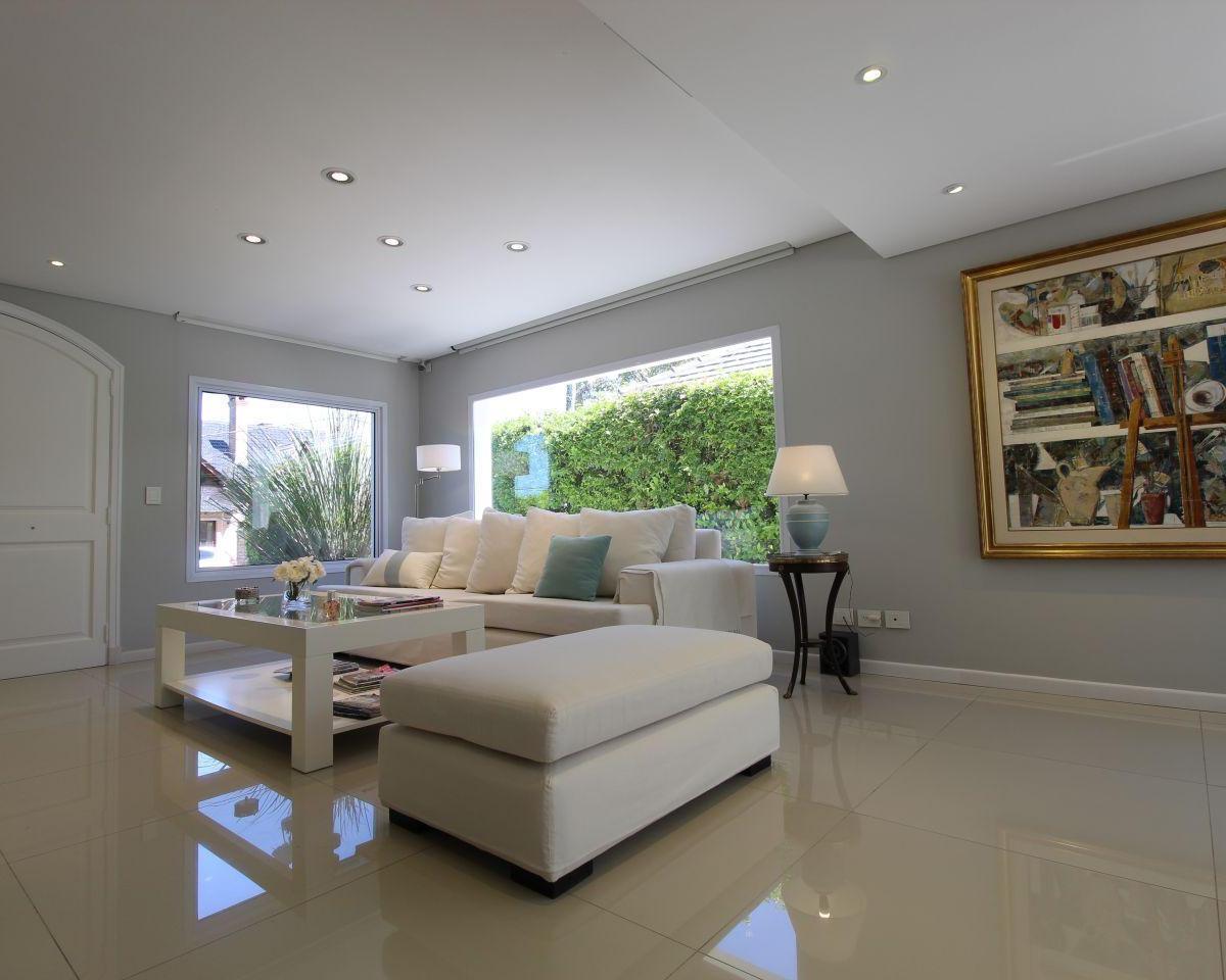 Foto de OPORTUNIDAD VENTA CASA 5 AMBIENTES ESCUCHA OFERTA, imagen 4