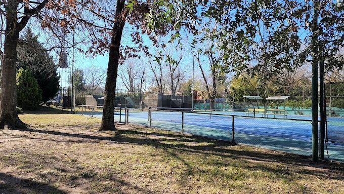 OPORTUNIDAD VENTA CASA 4 AMBIENTES