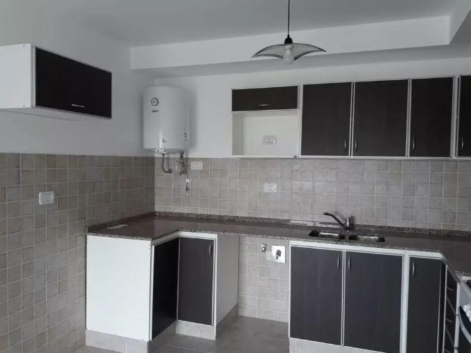 Oportunidad 2 Ambientes con Balcon y Cochera 3