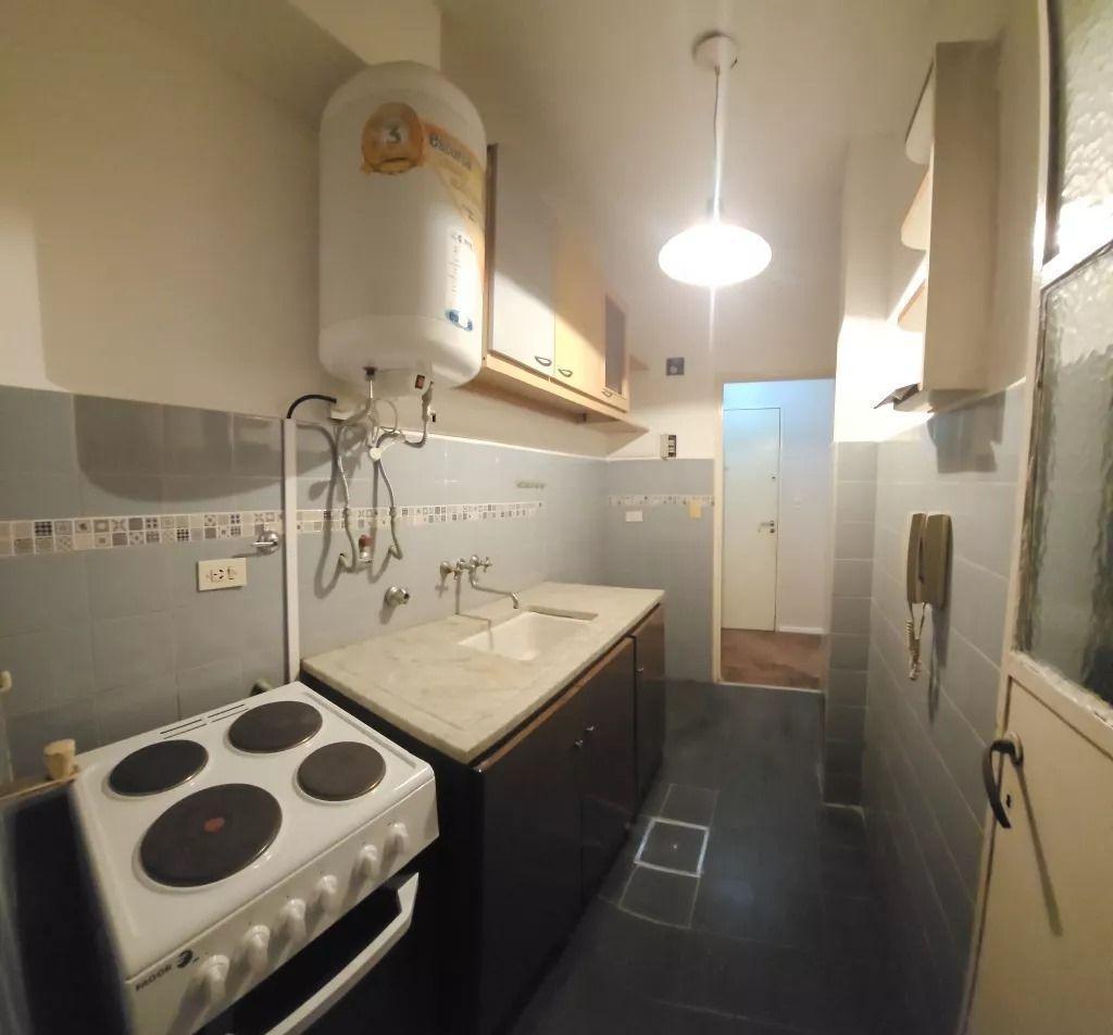 Foto de OPORTUNIDAD VENTA DEPARTAMENTO 2 AMB. EN PB VELEZ SARSFIELD, imagen 5