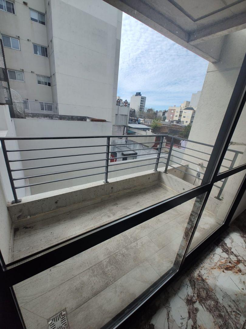 DEPARTAMENTO DE CATEGORIA HAEDO! APTO CREDITO EXCELENTE !