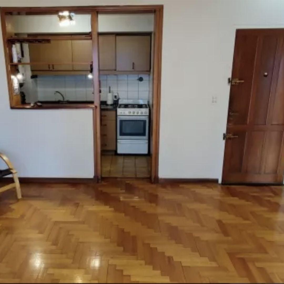 Oportunidad Venta Departamento 2 amb con Baulera Morón Centr