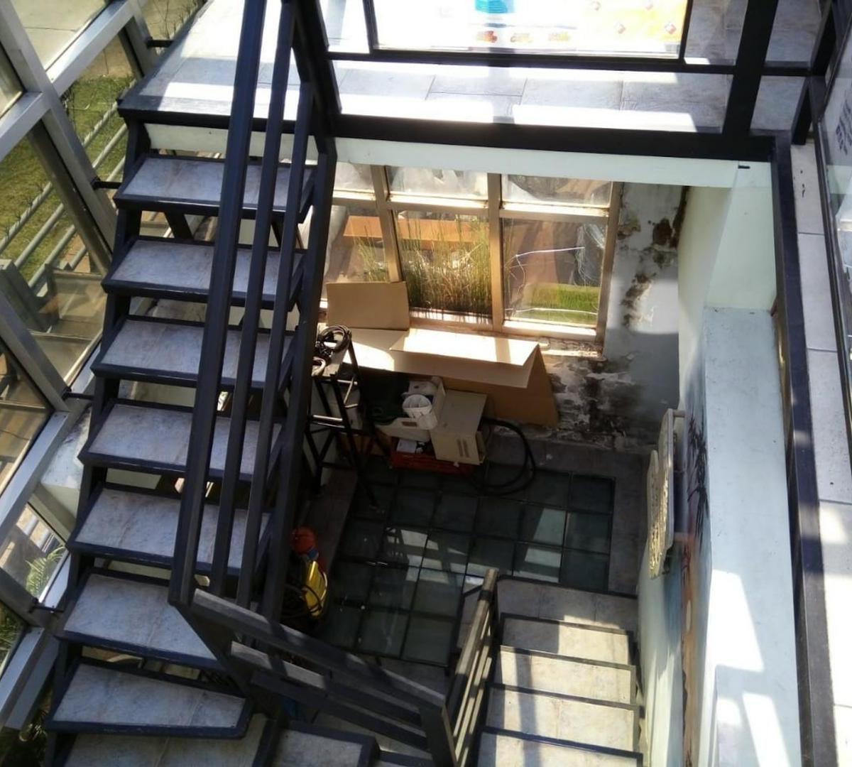 Foto de OPORTUNIDAD VENTA fábrica y oficinas - Zona Estratégica!, imagen 3