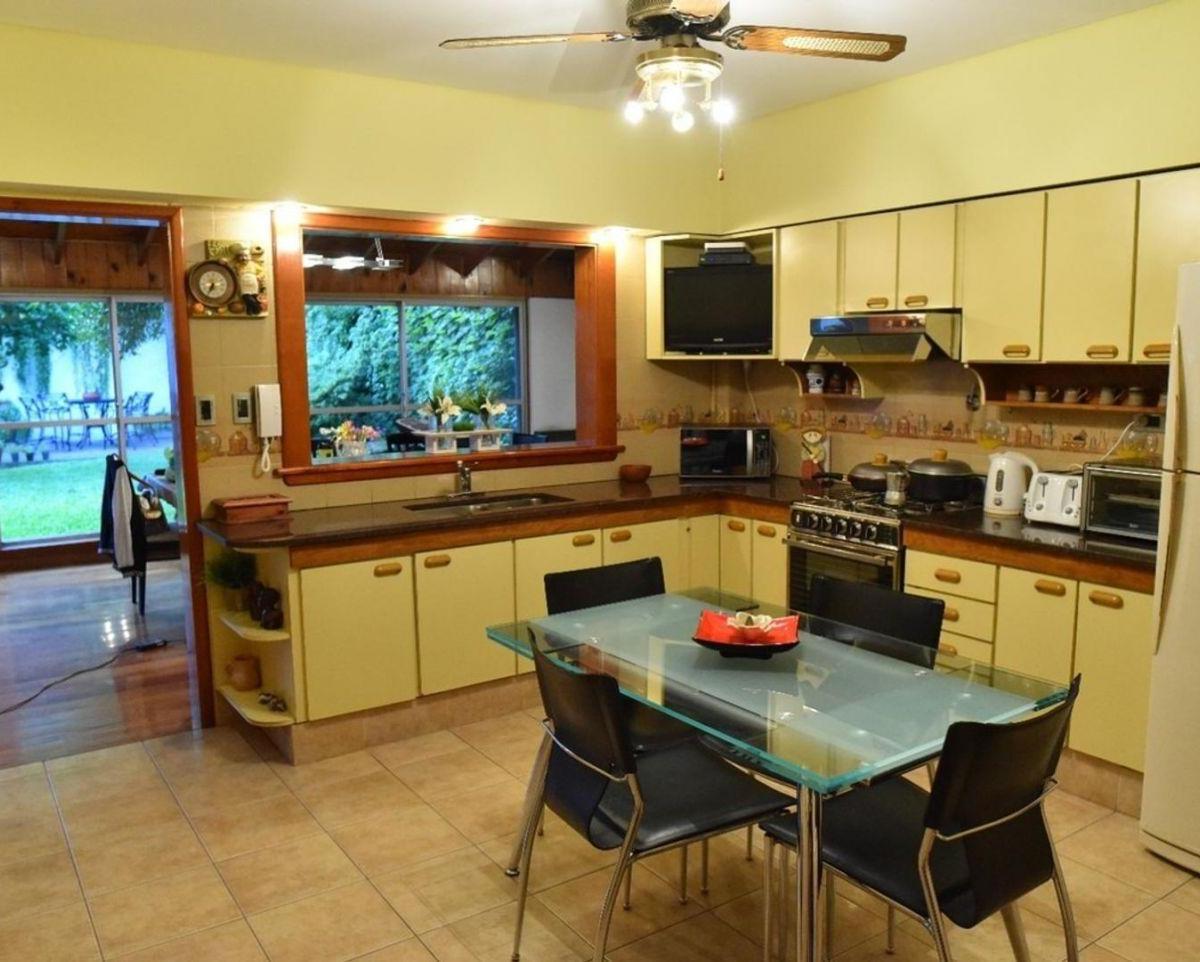 Foto de OPORTUNIDAD venta casa 4 ambientes con PATIO Y PARRILLA., imagen 3